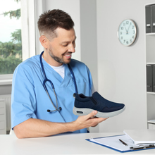 Lade das Bild in den Galerie-Viewer, SoftX - ergonomische schmerzlindernde Neuropathie - Schuhe