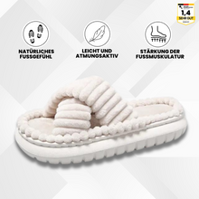 Lade das Bild in den Galerie-Viewer, OrthoSlippy - orthopädische Hausschuhe für maximalen Komfort