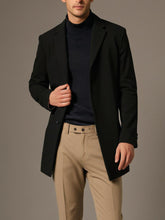 Lade das Bild in den Galerie-Viewer, NordicElegance – Exklusiver Winter-Trenchcoat